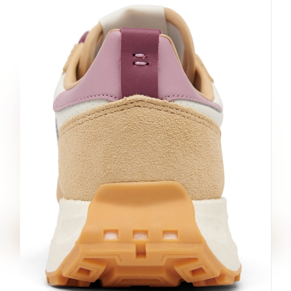 ADIDAS ORIGINALS RETROPY E5 CASUAL SHOES - Picture 11 of 12